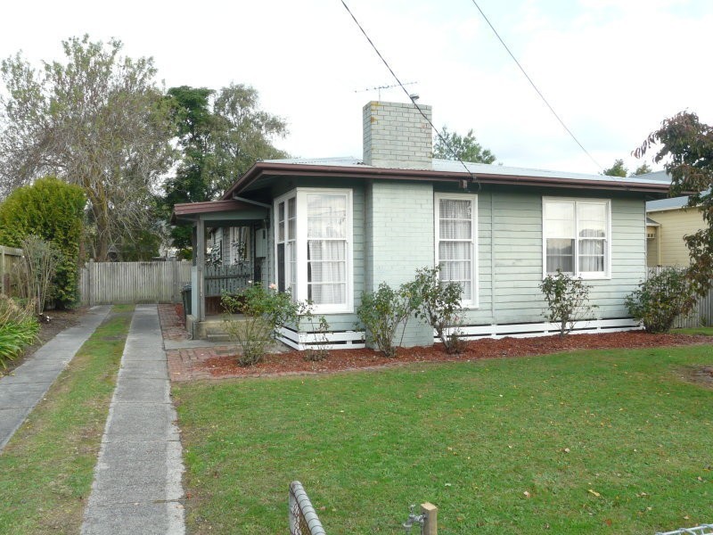 13 Kitchener Street, Trafalgar VIC 3824