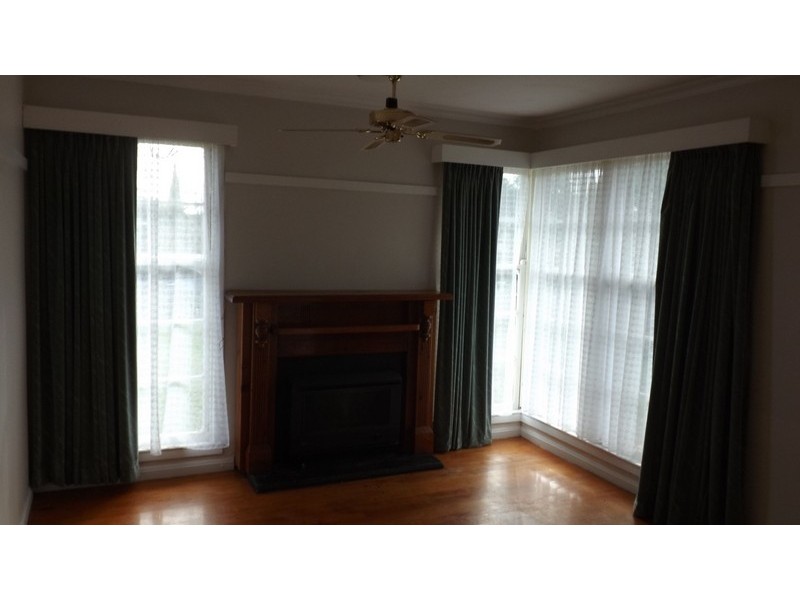 13 Kitchener Street, Trafalgar VIC 3824