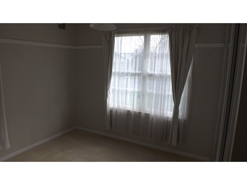 13 Kitchener Street, Trafalgar VIC 3824