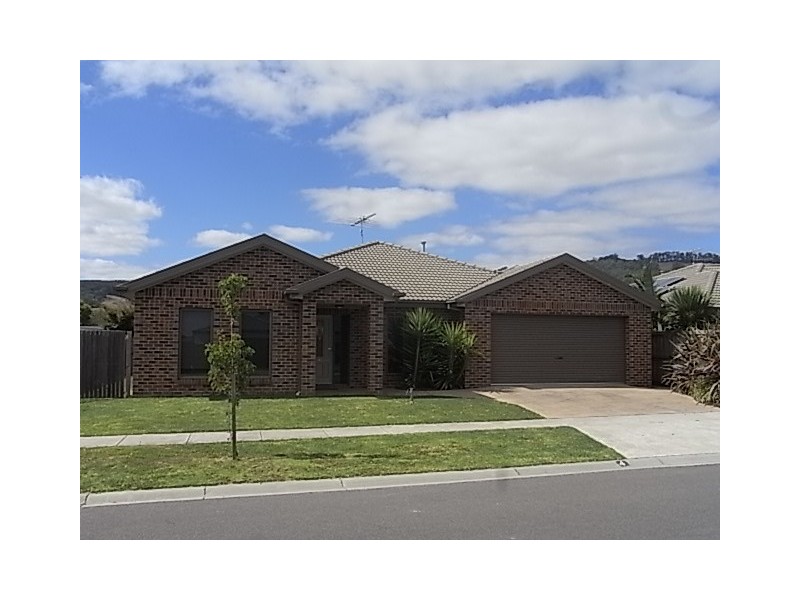 4 Collingwood Drive, Trafalgar VIC 3824