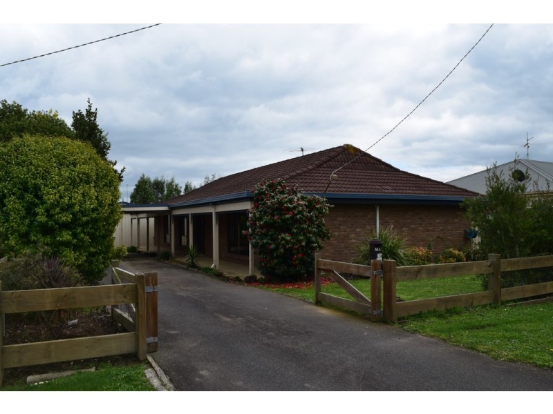 24 Victory Court, Trafalgar VIC 3824