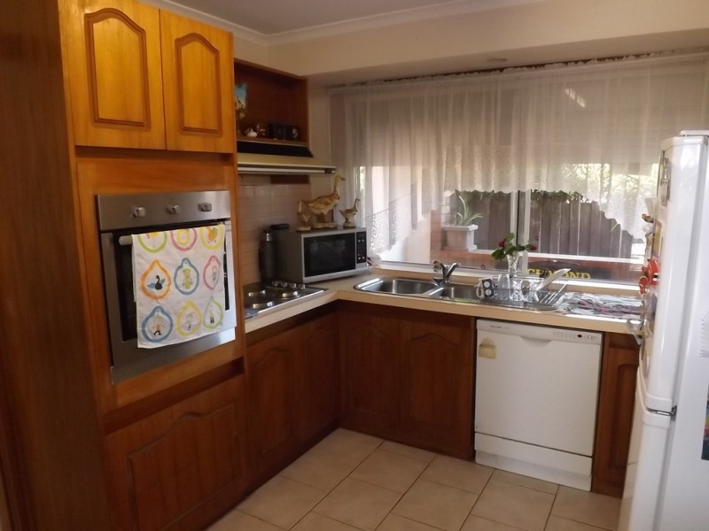 1/4 Centenary Drive, Trafalgar VIC 3824