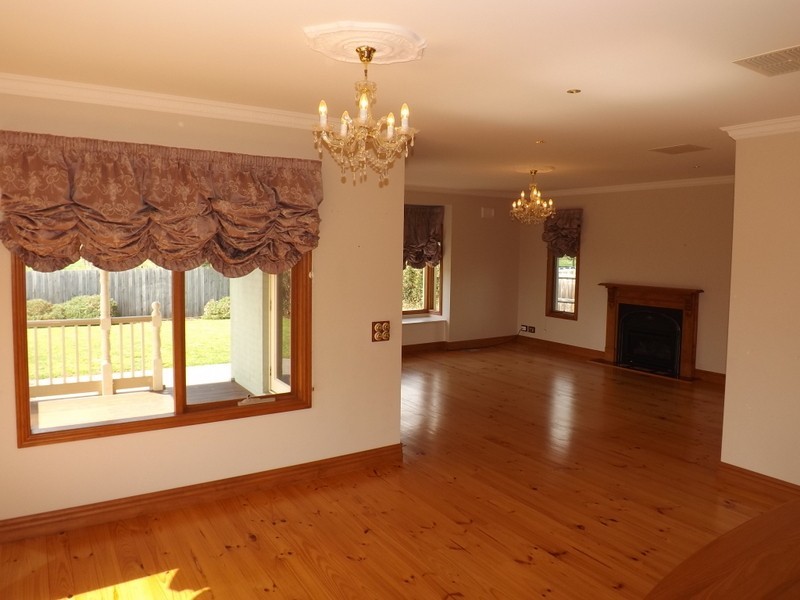 3 Eden Court, Trafalgar VIC 3824