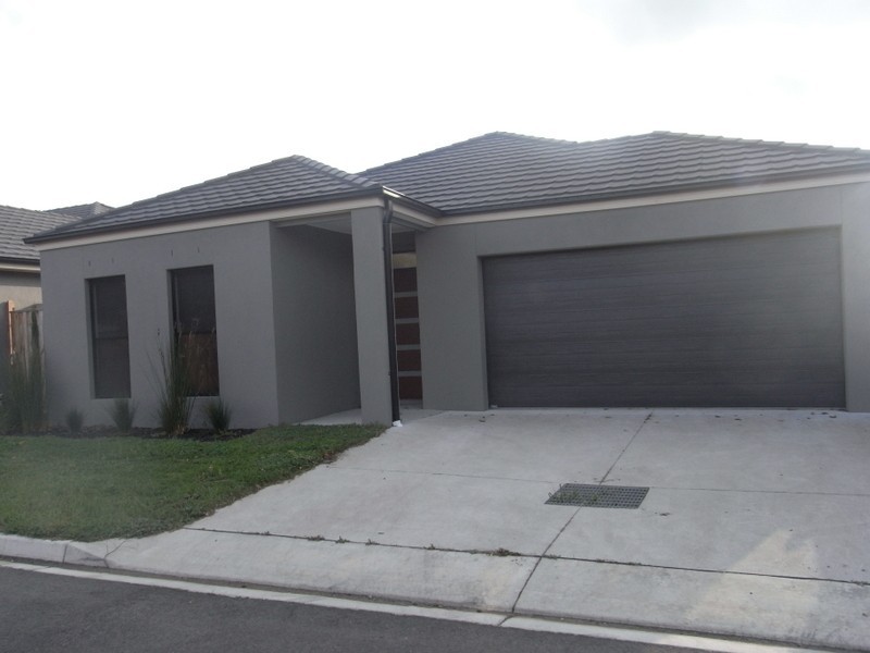 3 McGregor Park Lane, Trafalgar VIC 3824
