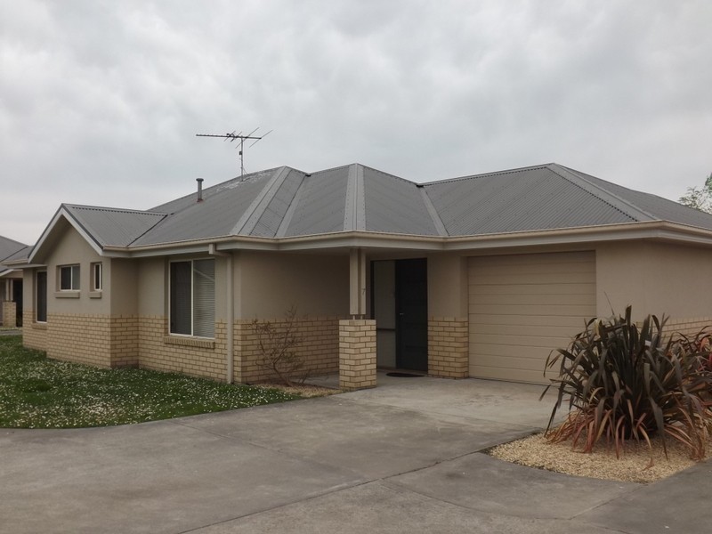 7-10-12 Ferguson Place, Trafalgar VIC 3824