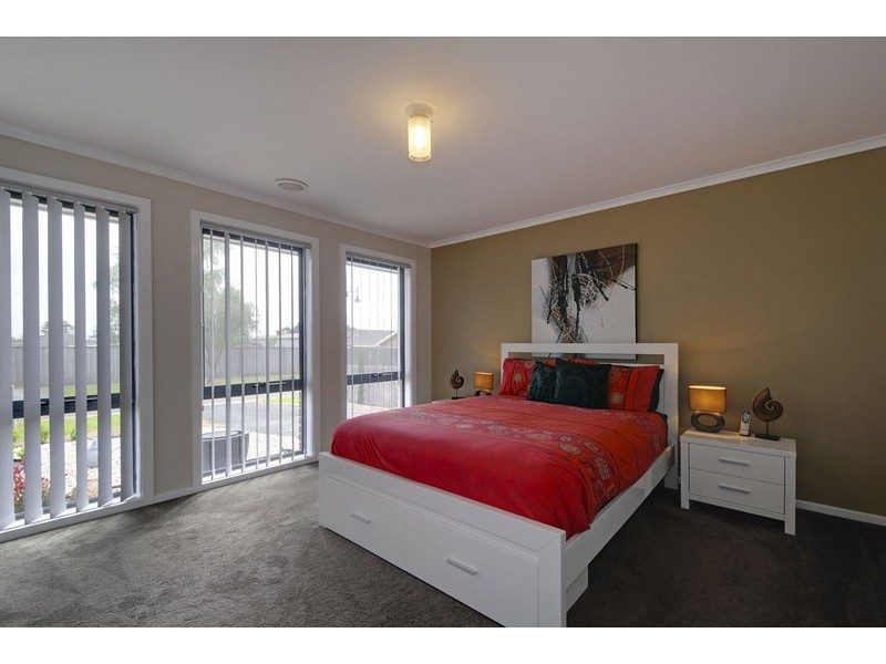 2 Acacia Close, Trafalgar VIC 3824