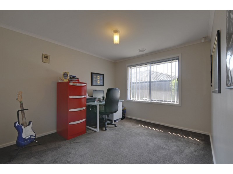 2 Acacia Close, Trafalgar VIC 3824