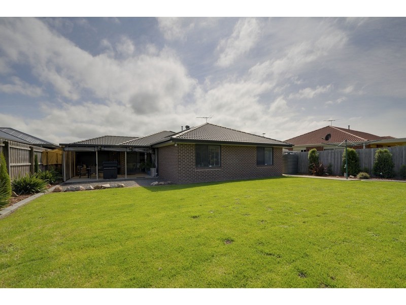 2 Acacia Close, Trafalgar VIC 3824