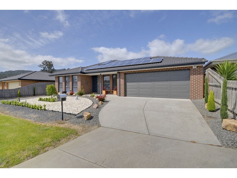 2 Acacia Close, Trafalgar VIC 3824