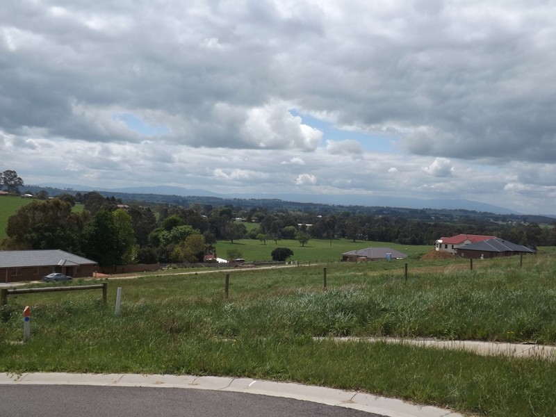 7 Hillview Close, Nilma VIC 3821