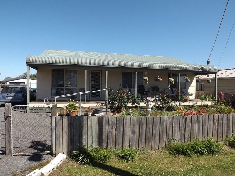 100 Loch Street, Yarragon VIC 3823