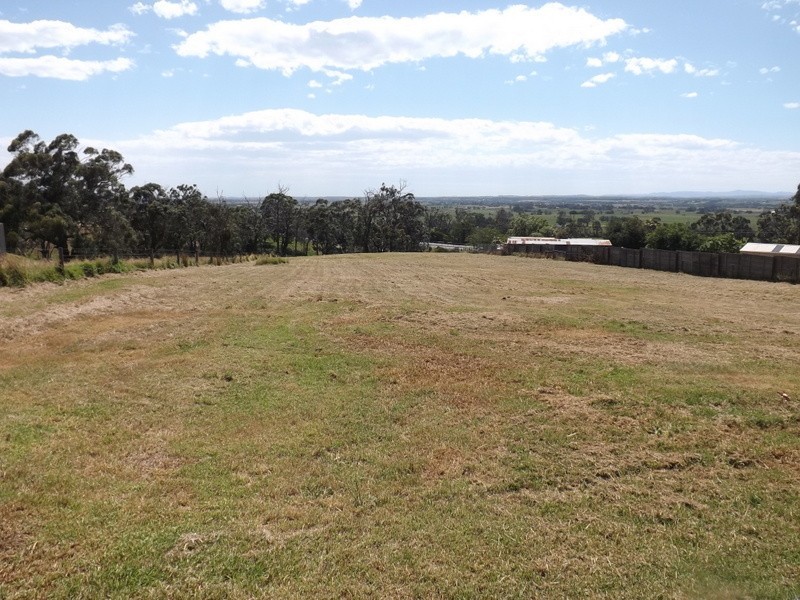 28 Melaleuca Drive, Trafalgar VIC 3824