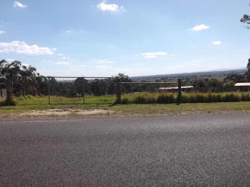 28 Melaleuca Drive, Trafalgar VIC 3824