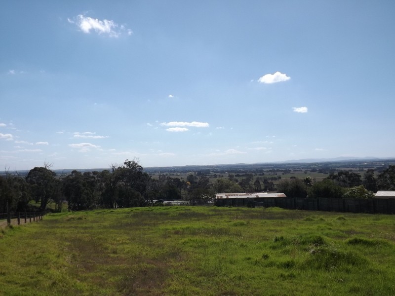 28 Melaleuca Drive, Trafalgar VIC 3824