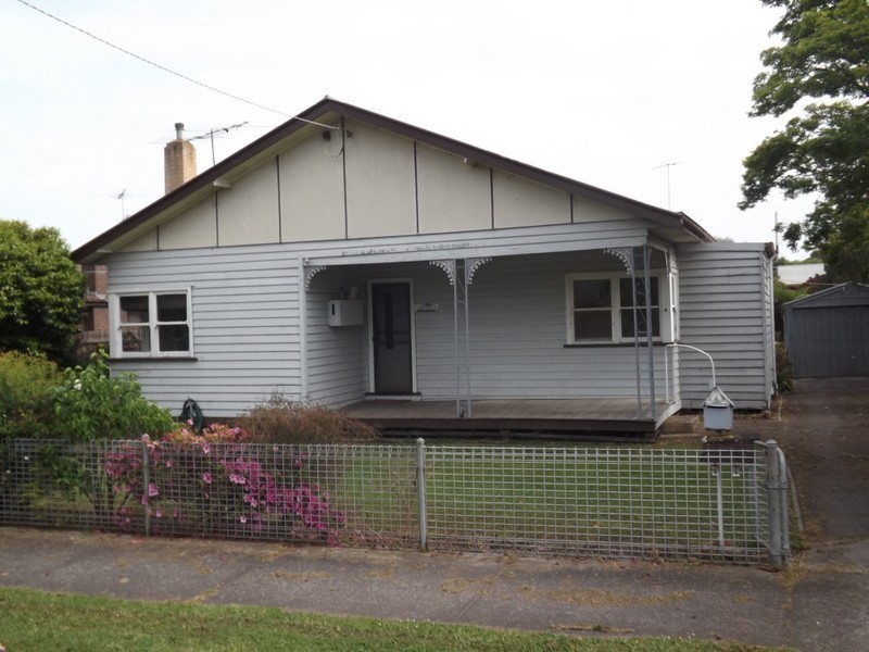 6 Kitchener Street, Trafalgar VIC 3824