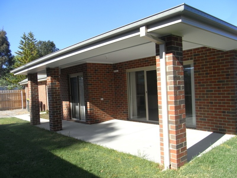 1-4/ 66 Contingent Street, Trafalgar VIC 3824