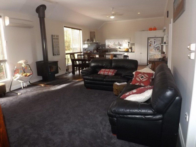 12 Railway Road, Thorpdale VIC 3835
