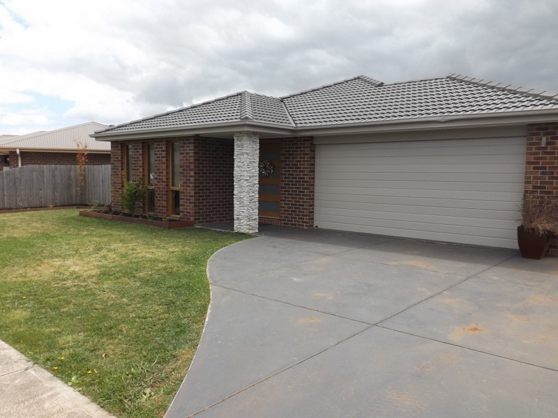 18 Hardy Drive, Trafalgar VIC 3824