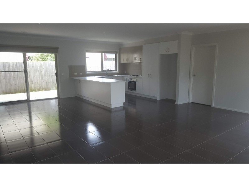 1/66 Contingent Street, Trafalgar VIC 3824