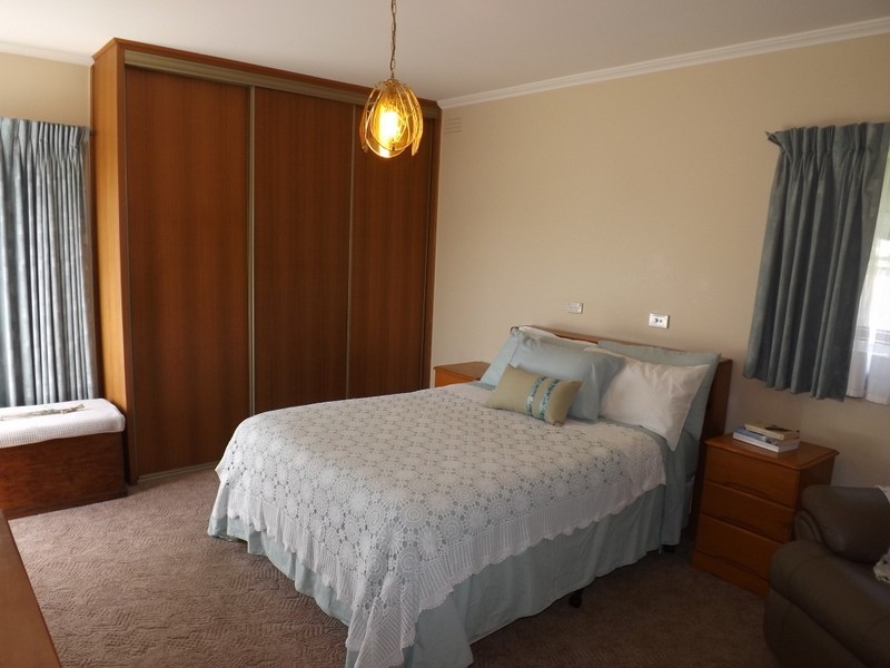 71 Kitchener Street, Trafalgar VIC 3824