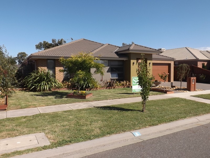 8 Wisteria Drive, Yarragon VIC 3823