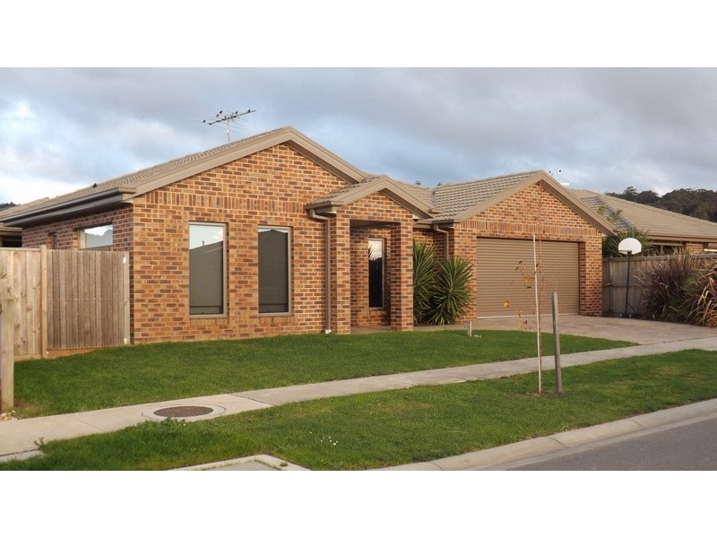 4 Collingwood Drive, Trafalgar VIC 3824