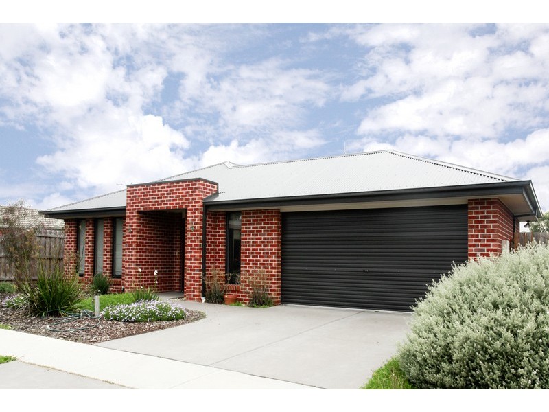 12 Ti Tree Court, Yarragon VIC 3823