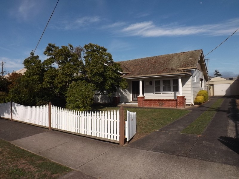 27 Anzac Road, Trafalgar VIC 3824