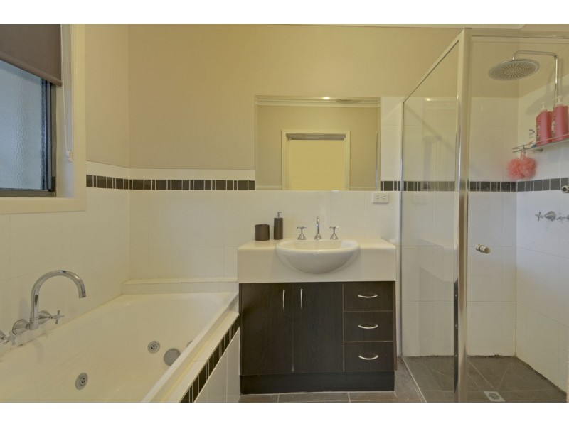 8 Guy Court, Trafalgar VIC 3824