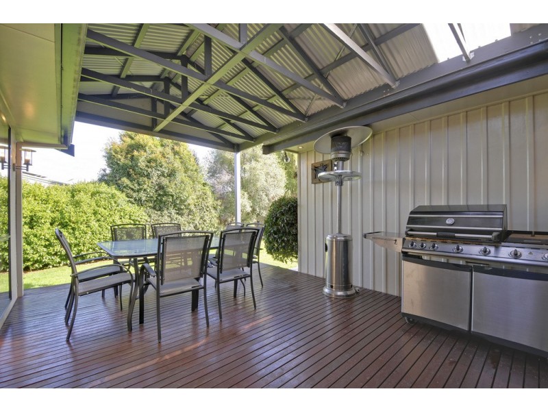 8 Guy Court, Trafalgar VIC 3824