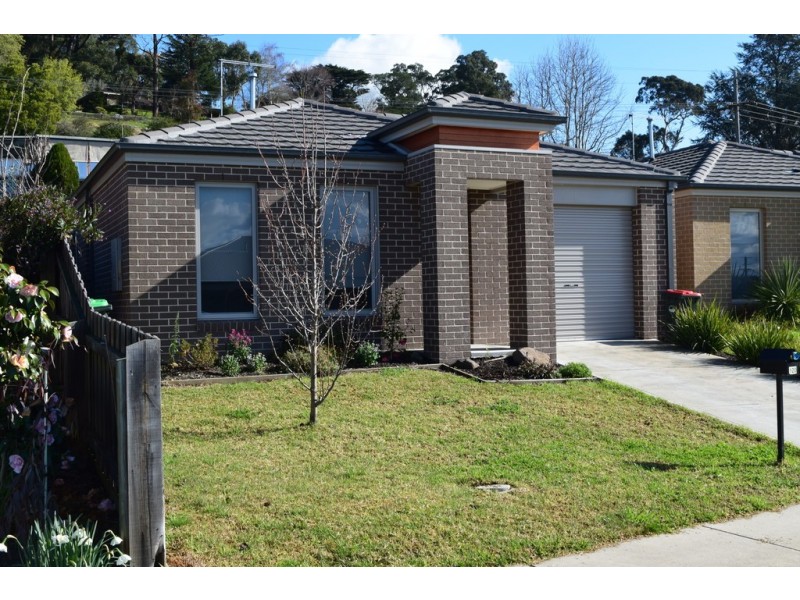 1/20 Fernlea Close, Trafalgar VIC 3824