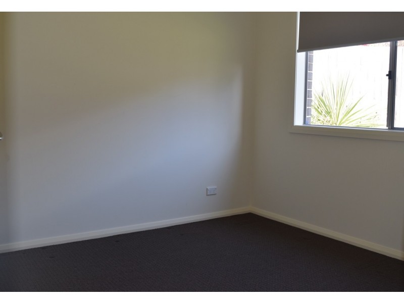 1/20 Fernlea Close, Trafalgar VIC 3824