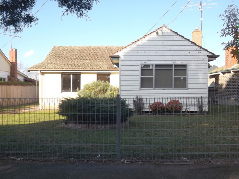 42 Summerlea Street, Trafalgar VIC 3824