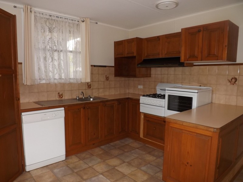 16 Dodemaides Road, Trafalgar VIC 3824