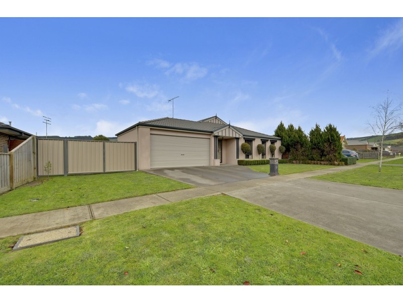 54 Davey Drive, Trafalgar VIC 3824