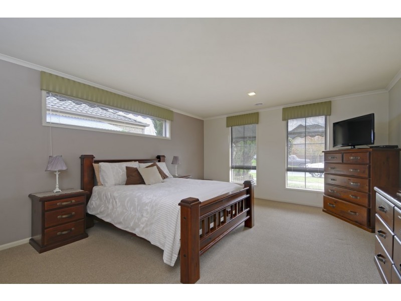 54 Davey Drive, Trafalgar VIC 3824