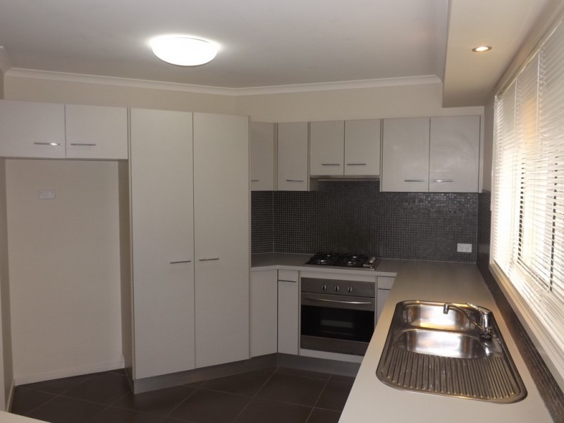 1/10-12 Ferguson Place, Trafalgar VIC 3824