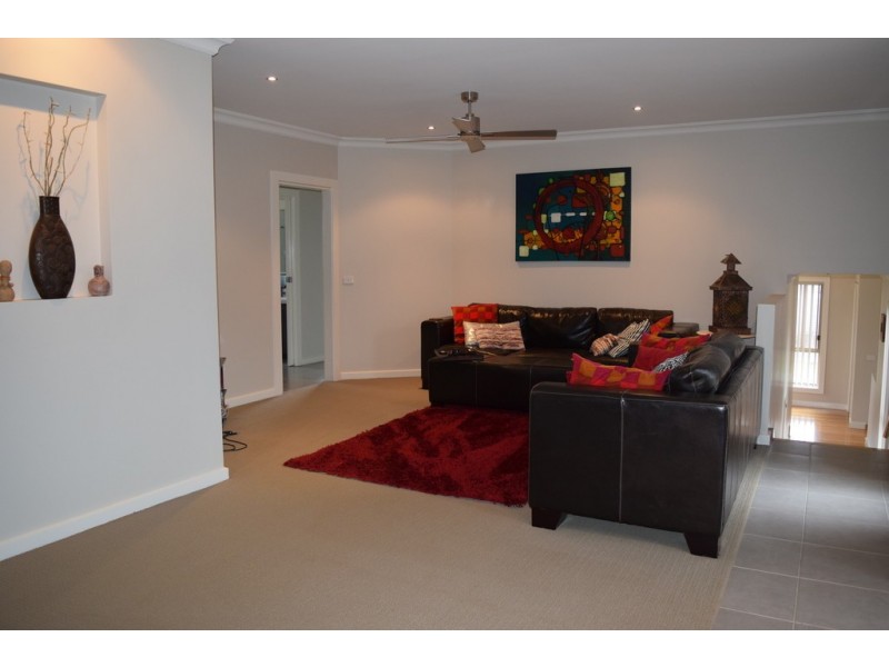 47 Windhaven Drive, Warragul VIC 3820