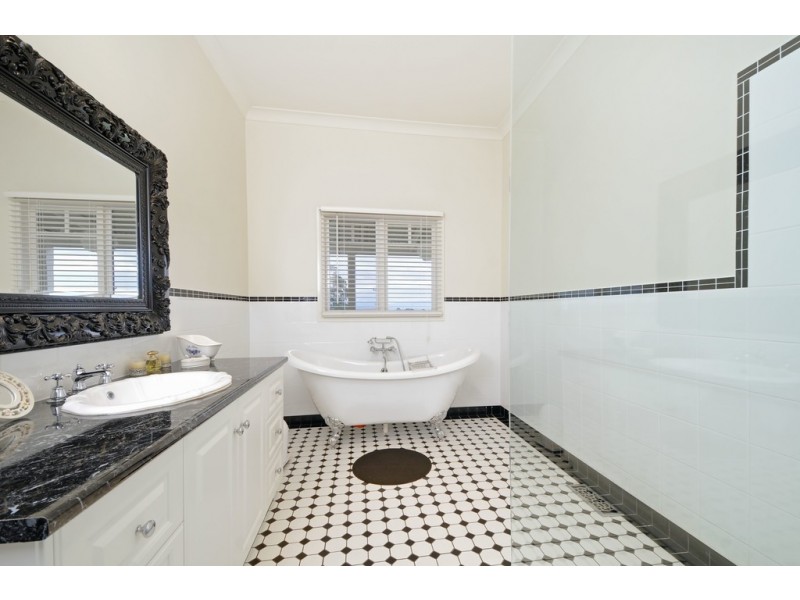 33 McIntyre Road, Yarragon VIC 3823