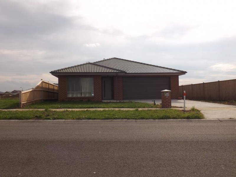 11 Berenger Avenue, Trafalgar VIC 3824