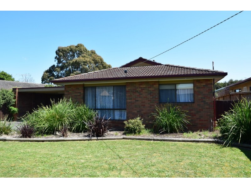 9 Edward Crescent, Trafalgar VIC 3824