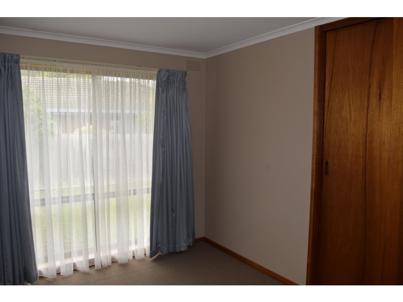 9 Edward Crescent, Trafalgar VIC 3824