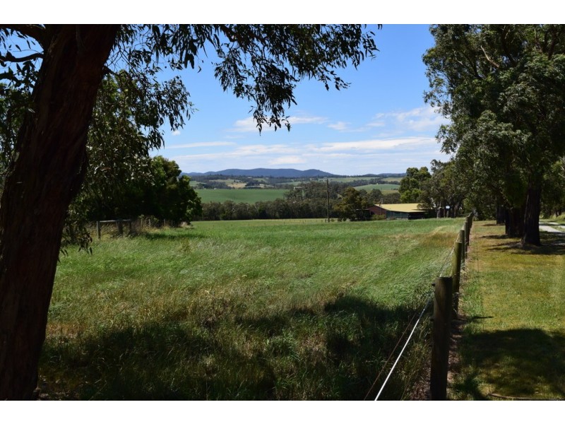 1130 Willow Grove Road, Willow Grove VIC 3825