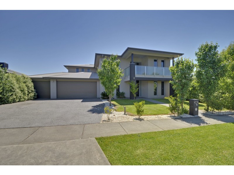 7 Davey Drive, Trafalgar VIC 3824