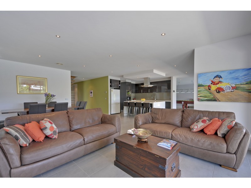 7 Davey Drive, Trafalgar VIC 3824