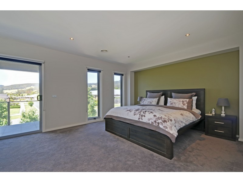 7 Davey Drive, Trafalgar VIC 3824