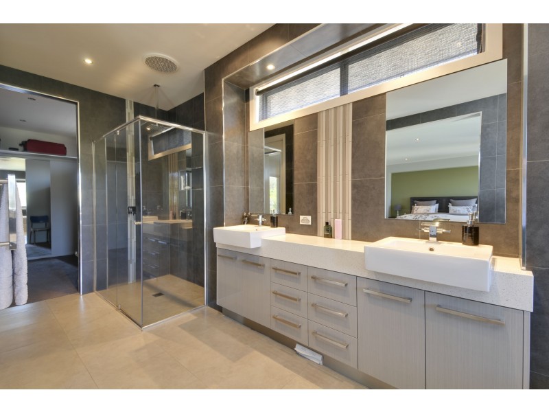 7 Davey Drive, Trafalgar VIC 3824