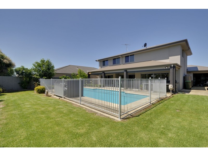 7 Davey Drive, Trafalgar VIC 3824
