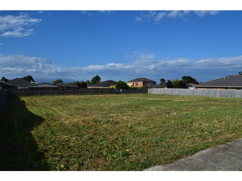 11 Acacia Close, Trafalgar VIC 3824