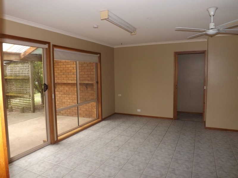 14 Cross Street, Trafalgar VIC 3824